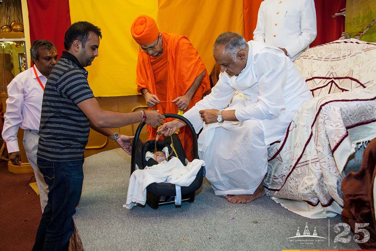 ©1987-2017 SKS Swaminarayan Temple East London